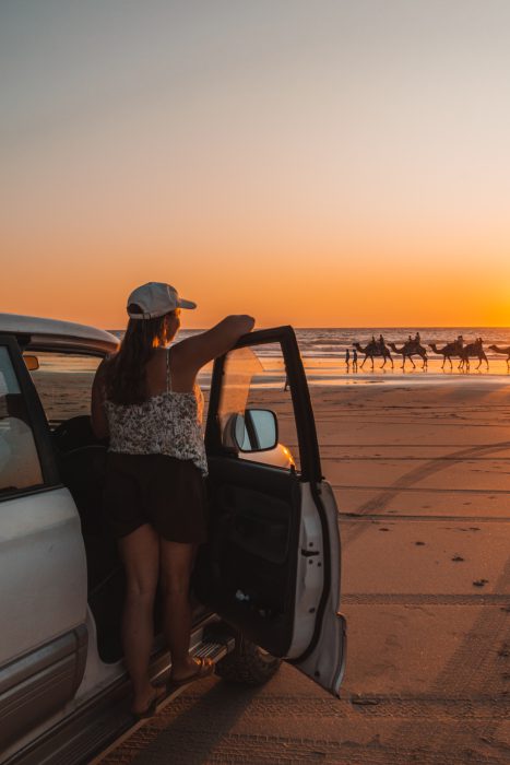 Kamele am Cable Beach in Broome, Wester Australia