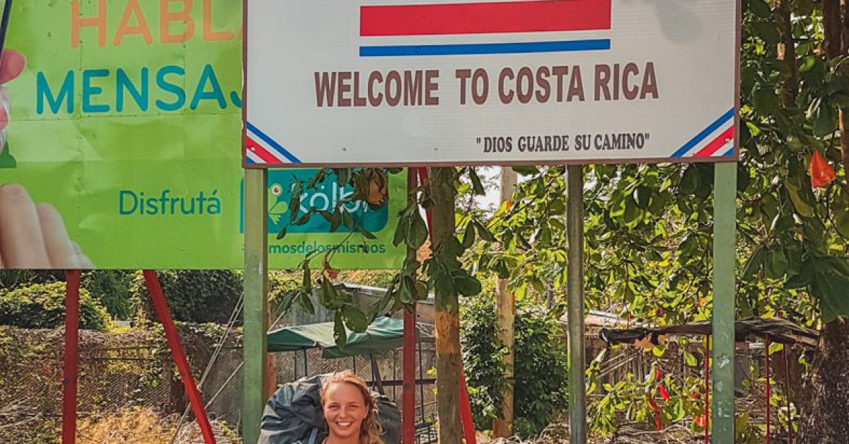 Julia an der Grenze zu Costa Rica