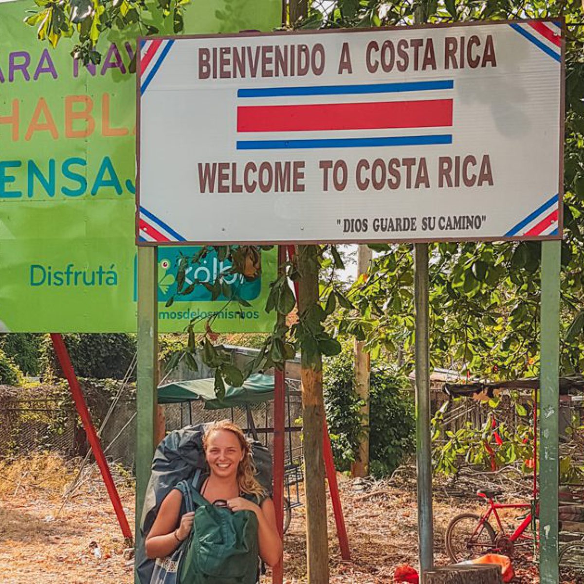 Julia an der Grenze zu Costa Rica