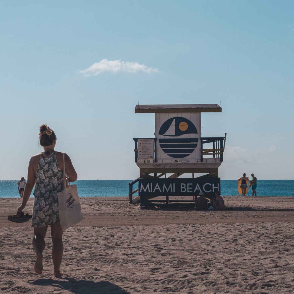 Julia am Strand von Miami Beach in der USA