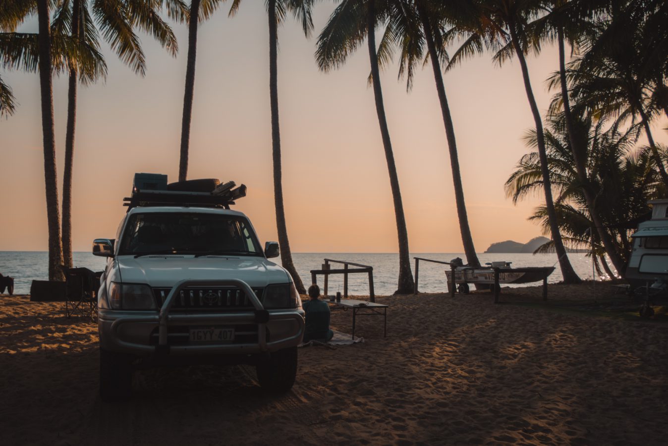 Sonnenaufgang am Ellis Beach in Queensland